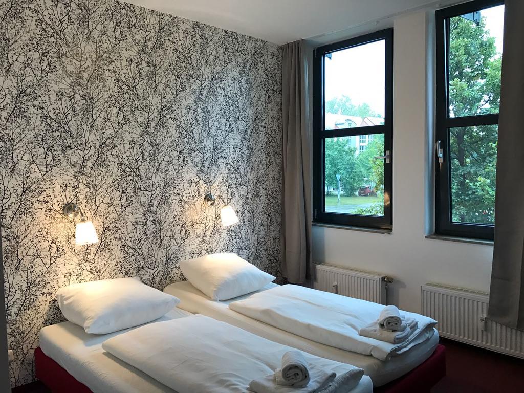 Basic Living Guest house 3*